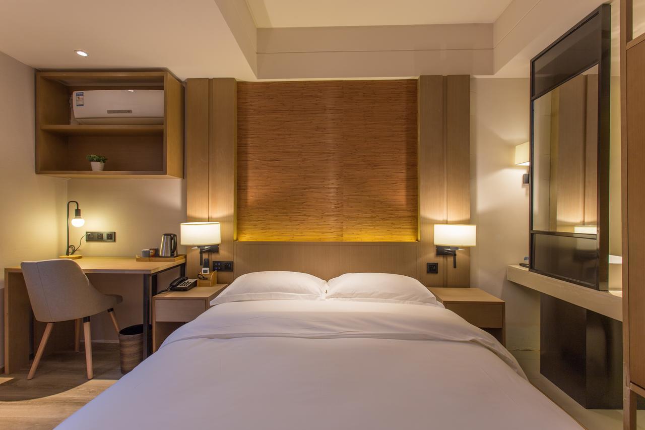 Yat House Hotell Guangzhou Exteriör bild