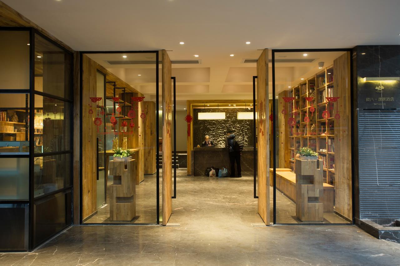 Yat House Hotell Guangzhou Exteriör bild