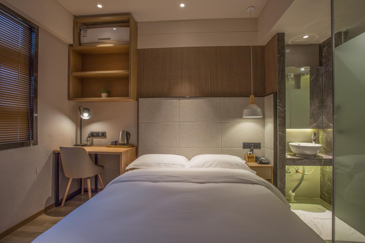 Yat House Hotell Guangzhou Exteriör bild